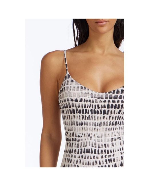 One-Piece Fisico de color Black
