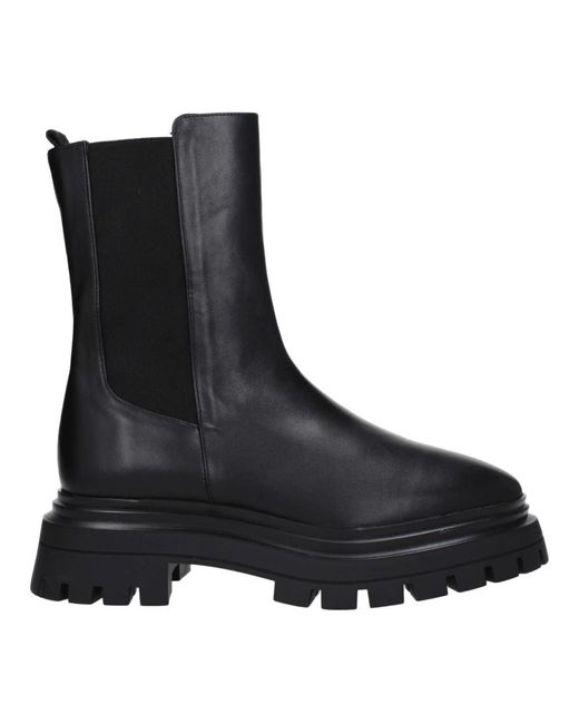 Stuart Weitzman Chelsea Boots in het Black