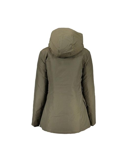 Woolrich Winter Jackets in het Green
