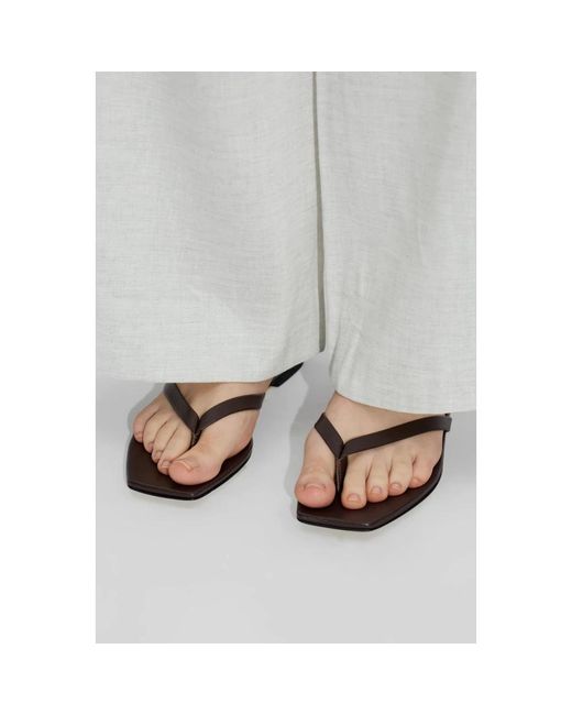 Flip Flops Aeyde en coloris Brown