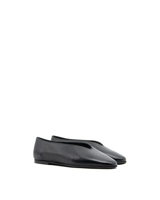 Poeve Black Ballerina Shoes