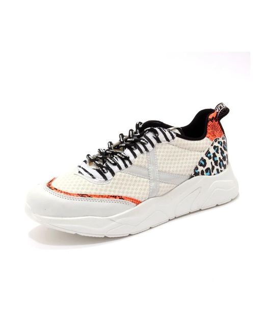 Munich White Sneakers
