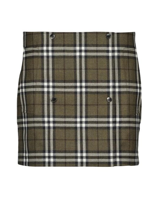 Short Skirts di Burberry in Green