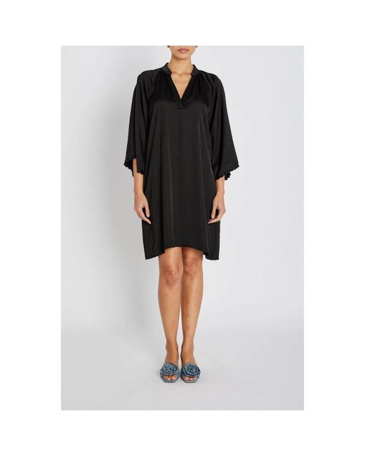 Short Dresses Bruuns Bazaar de color Black