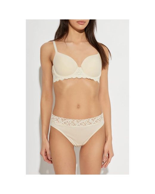 Bras Hanro de color Natural
