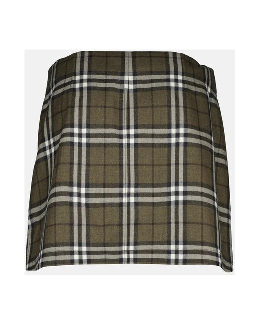 Short Skirts di Burberry in Green