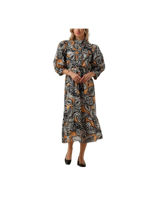 Dea Kudibal Kleedjes ,Veelkleurig ,Elegante Bruine Midi Jurk in het Multicolor
