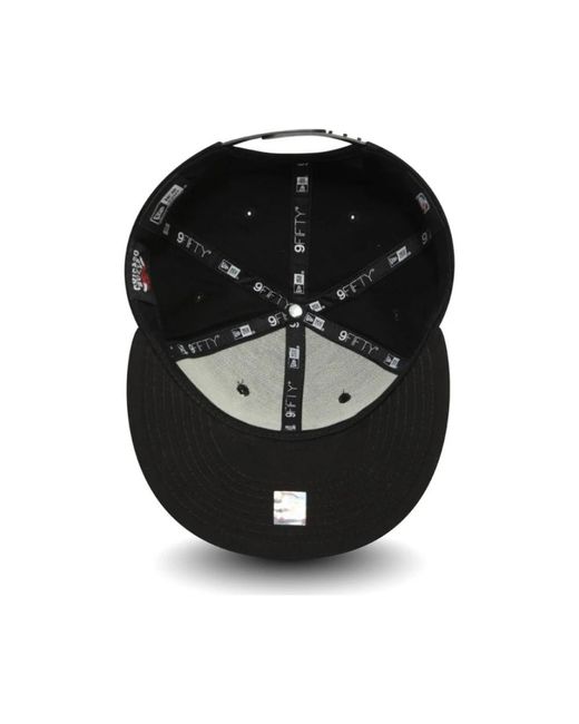 KTZ Accessoires ,Zwart ,Zwarte Stijlvolle Pet in het Black