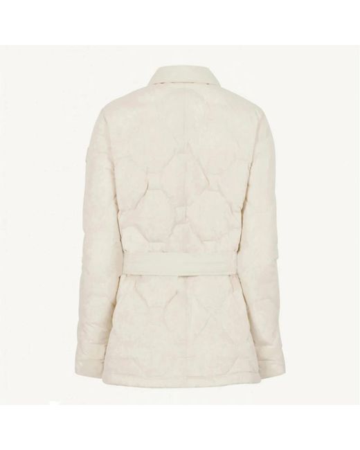 J.O.T.T Jassen ,Carmen Jas in het White