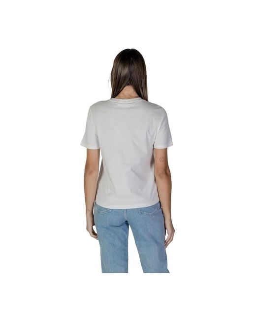 T-Shirts di Vila in Blue