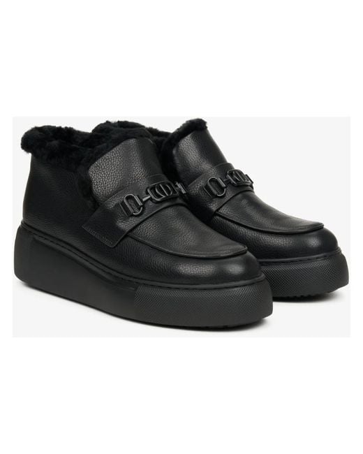 ESTRO Black Ankle Boots
