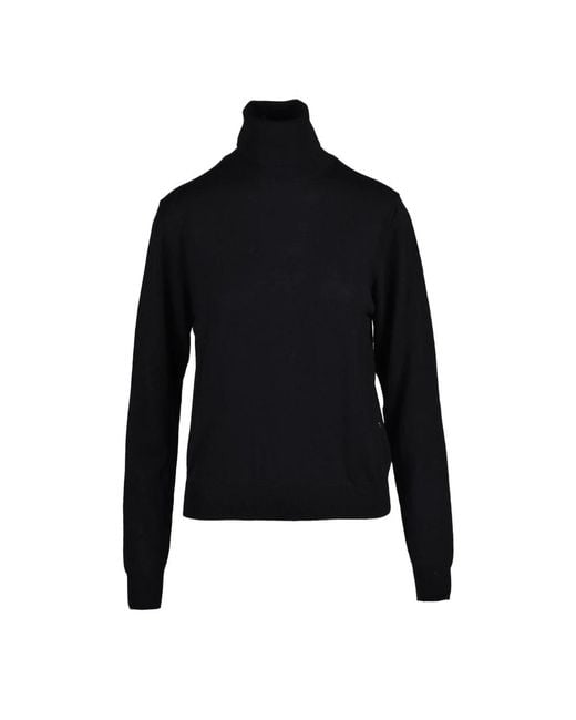 Turtlenecks Add de color Black