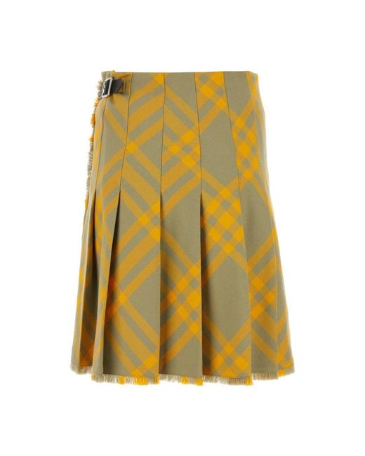 Burberry Geborduurde Zijden Rok in het Yellow