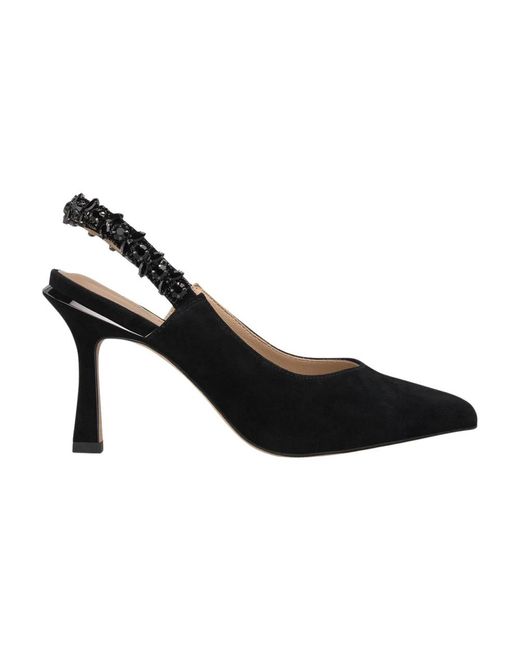 Alma En Pena. Black Pumps