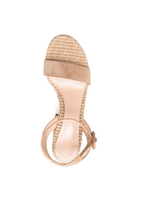 High Heel Sandals Gianvito Rossi de color Pink