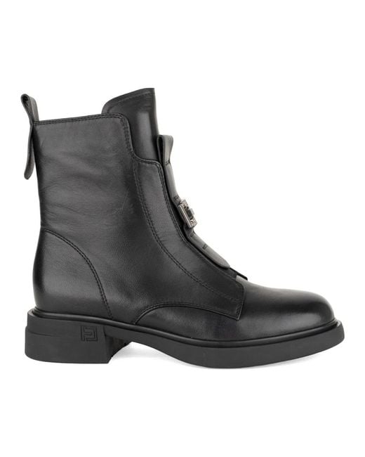 Linda Baumann Black Ankle Boots