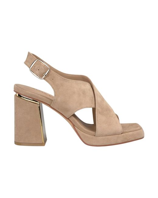 High Heel Sandals di Alma En Pena. in White