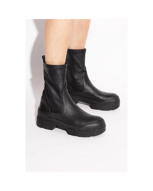 Vic Matié Chelsea Boots in het Black
