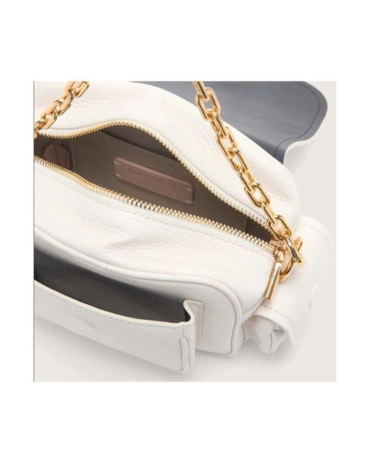 Coccinelle Natural Schultertasche Aus Körnigem Leder Mit Kette