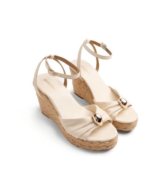 Gioseppo White Wedges