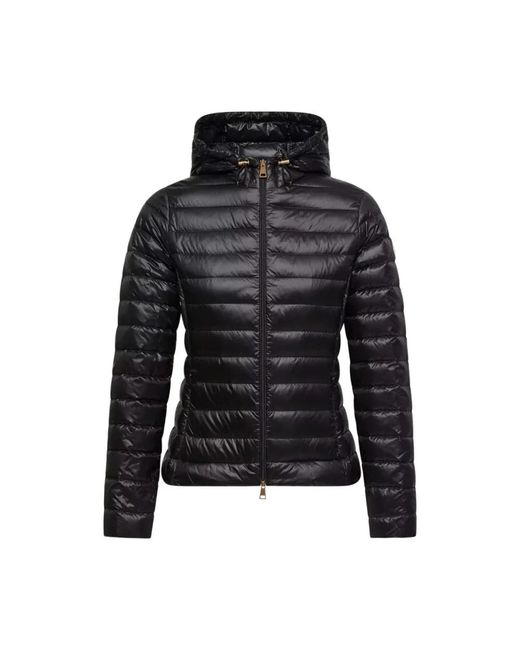 Moncler Winterjassen in het Black
