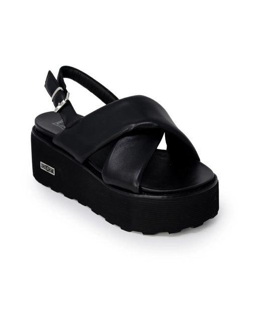 Shoes > sandals > flat sandals Cult en coloris Black