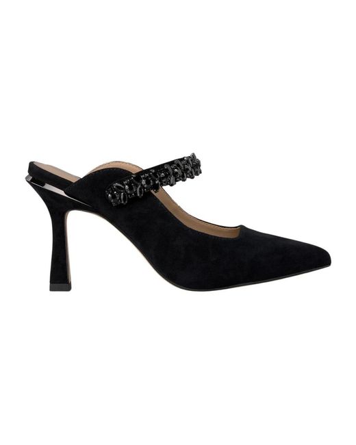 Alma En Pena. Black Heeled Mules
