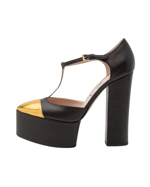 N°21 Black Pumps