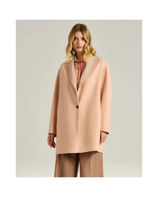 Kiton Jassen ,Roze ,Wol Pure Wool Overcoat in het Natural