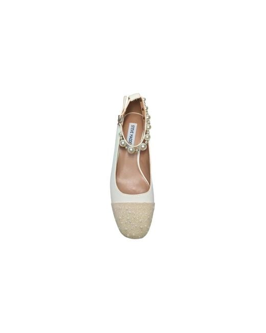 Steve Madden White Pumps