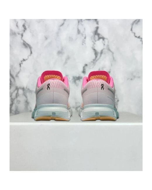 Running Shoes On Shoes de color Pink
