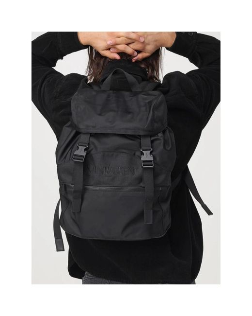 Saint Laurent Klassischer Schwarzer Rucksack in Black für Herren