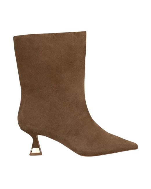 Alma En Pena. Brown Heeled Boots