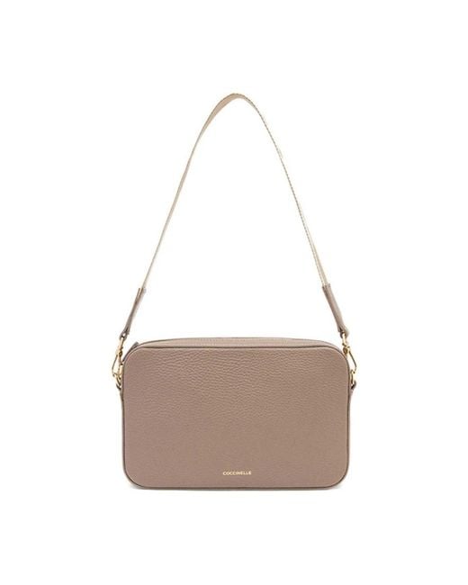 Shoulder Bags Coccinelle en coloris Gray