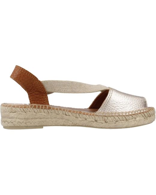 Flat Sandals di Toni Pons in Brown