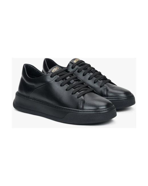 ESTRO Black Sneakers