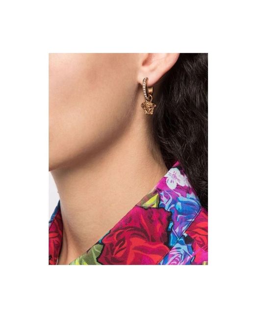 Versace Accessoires ,Geel ,Medusa Hoop Oorbellen Met Kristalversiering in het Metallic