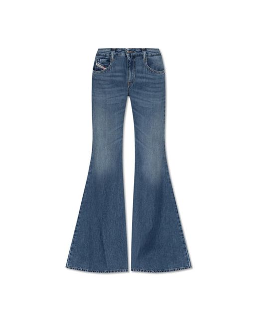 Flared Jeans di DIESEL in Blue