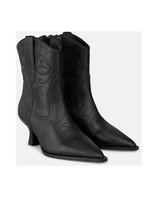 Alma En Pena. Black Cowboy & Biker Boots