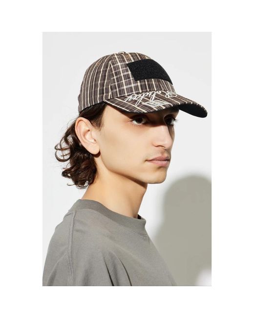Caps di Umbro in Black da Uomo