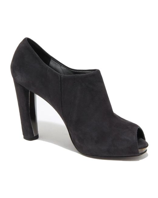 Pumps Stuart Weitzman en coloris Black