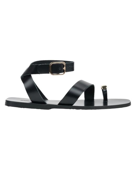 ESTRO Black Flat Sandals