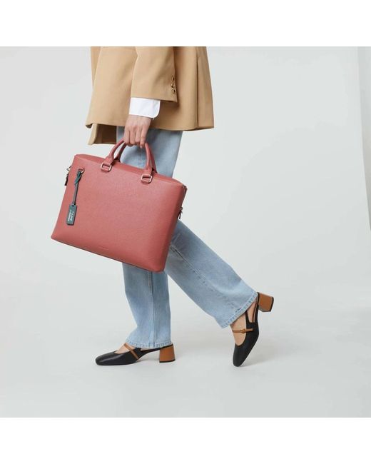 Bags > laptop bags & cases Coccinelle en coloris Pink