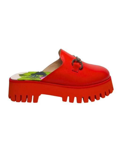 RICHMOND Red Mules