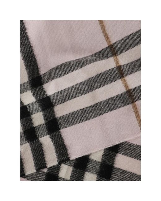 Winter Scarves Burberry de color Pink