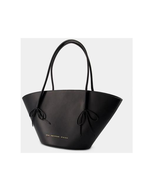 Chylak Shoulder Bags in Black Lyst
