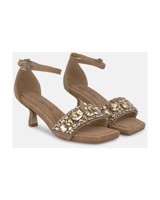 Alma En Pena. Metallic High Heel Sandals