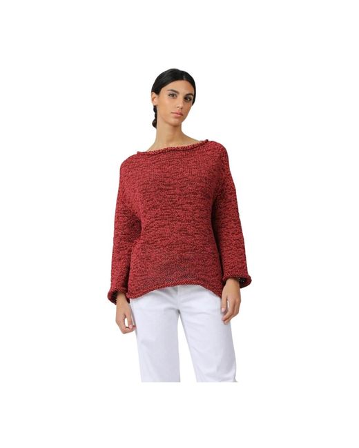 Alpha Studio Red Round-Neck Knitwear