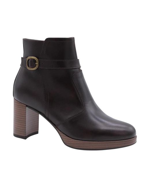 Heeled Boots di Nero Giardini in Black
