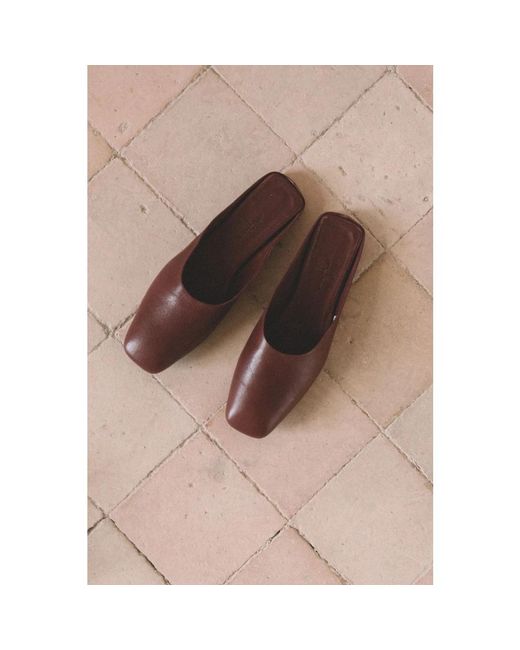Cortana Brown Mules